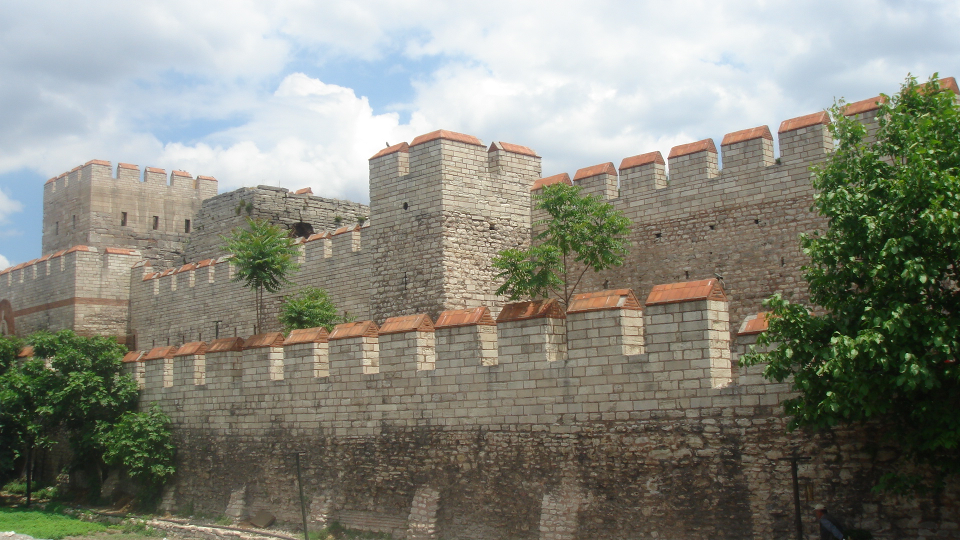 fortification used to protect an area from potential aggressors