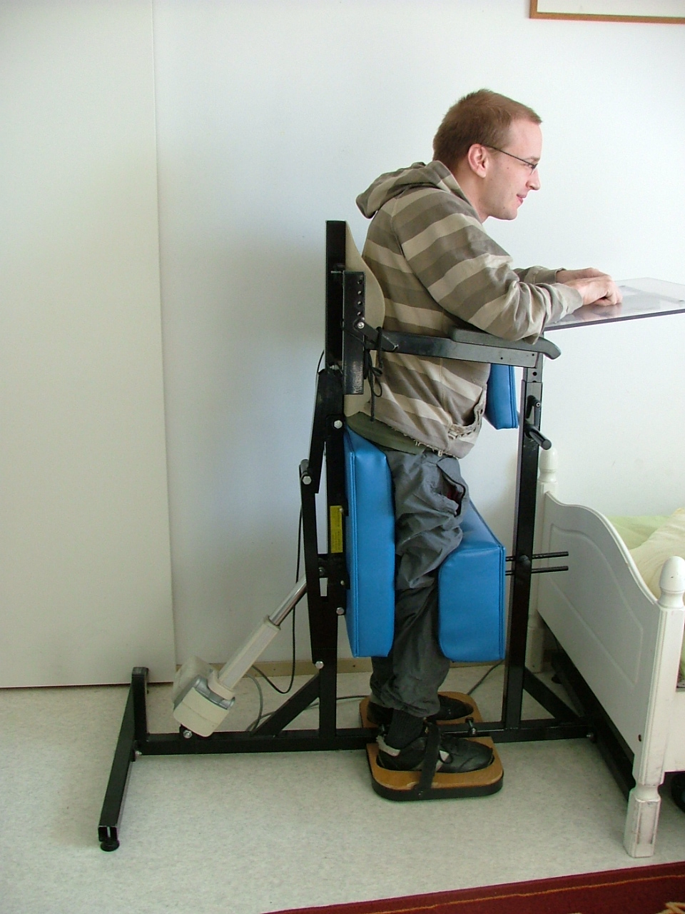 wheelchair alternative for standing